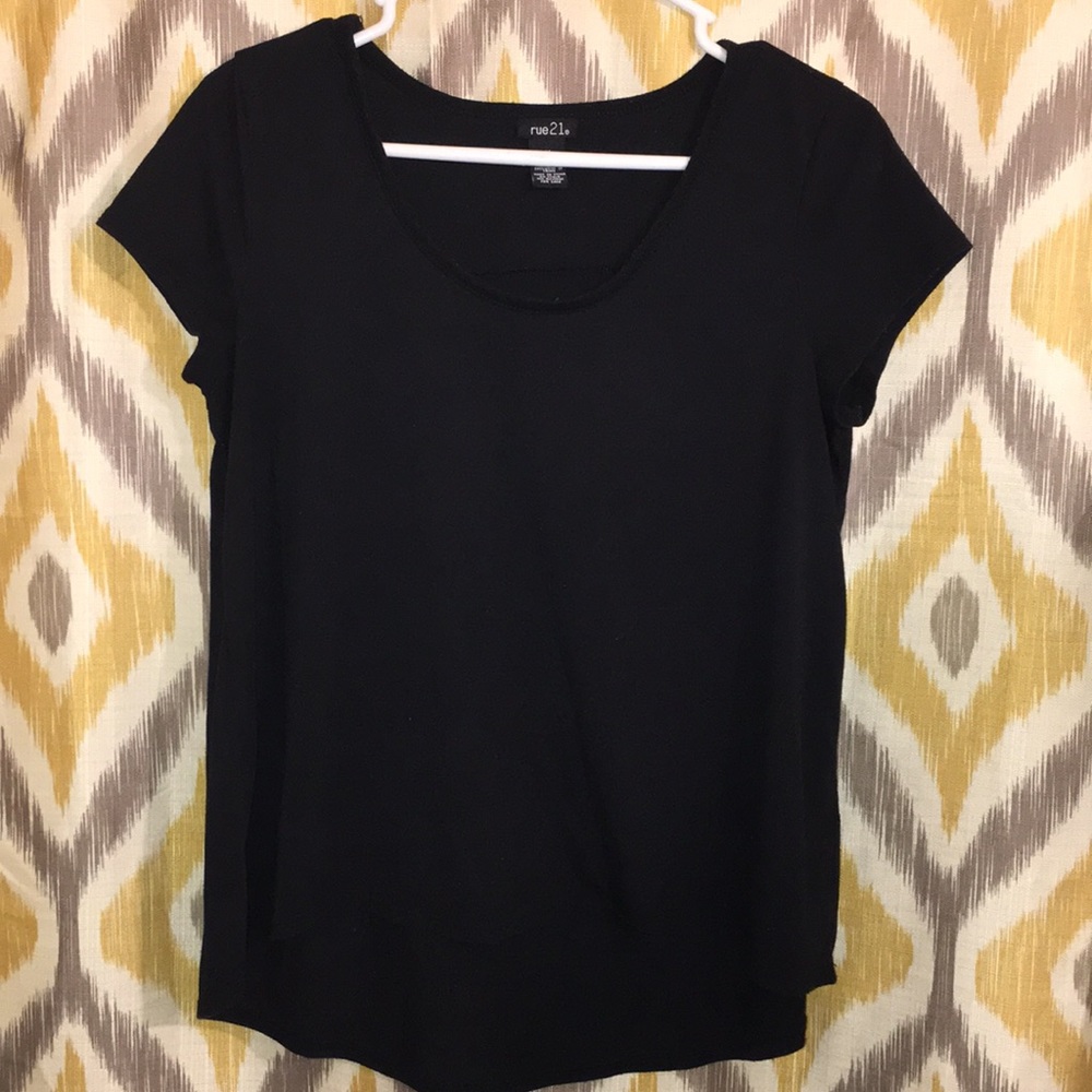 Rue 21 top